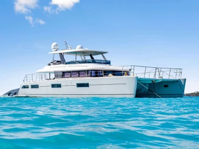 Charter a Lagoon ULTRA in Tortola on Samboat