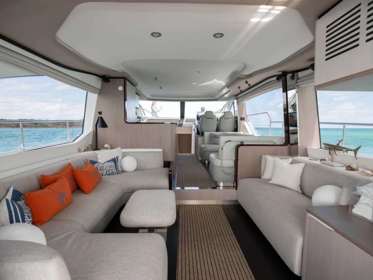 Location à Floride - Azimut Geisha sur SamBoat
