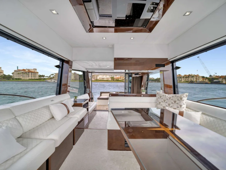 Louez un Galeon Infinity à Miami