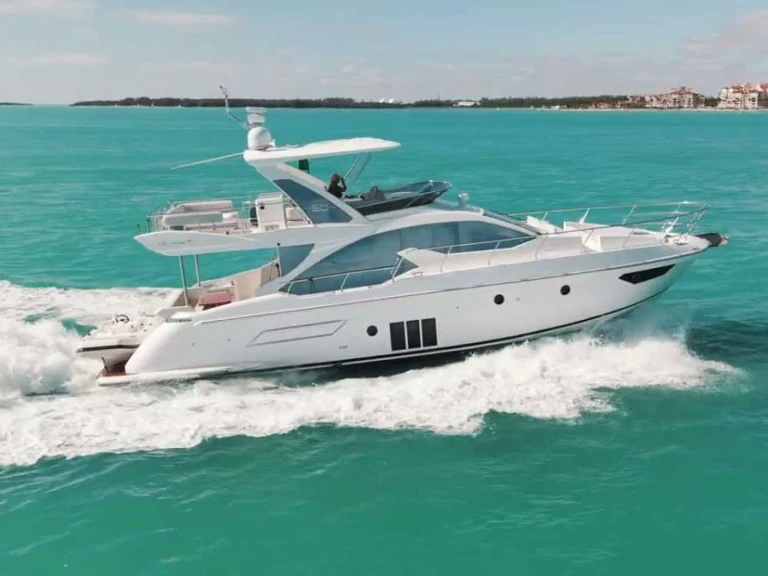 Louer Yacht avec ou sans skipper Azimut à Miami