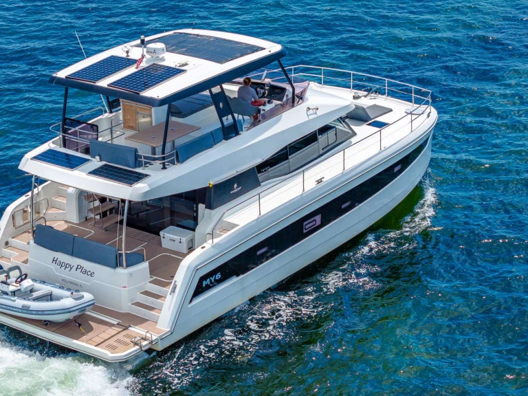 Location Yacht Fountaine Pajot avec permis
