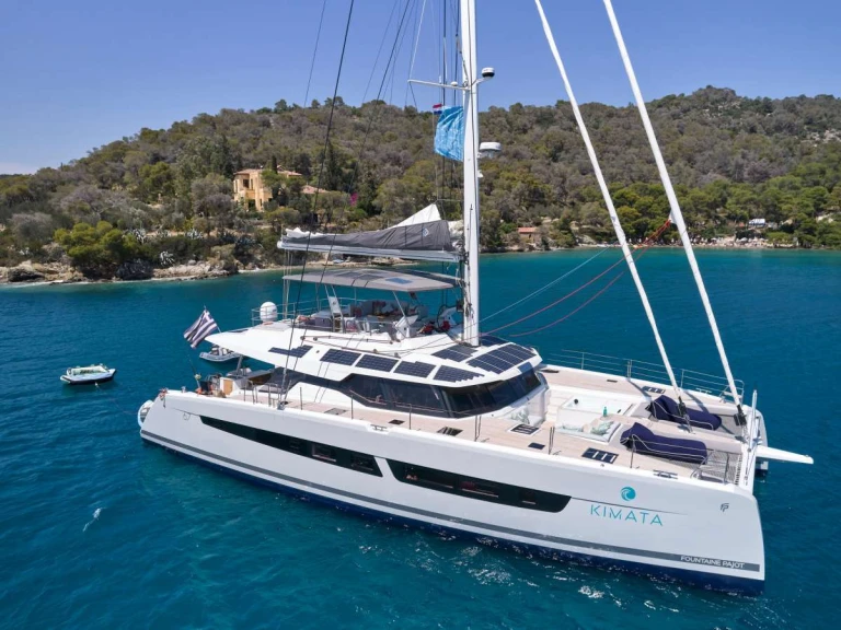 Location Yacht Fountaine Pajot avec permis