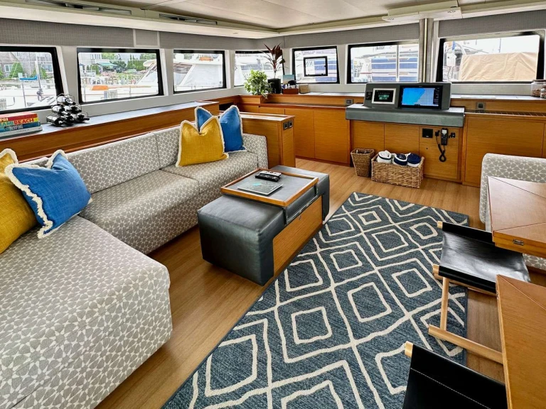 Location à Newport - Lagoon ANDROMEDA sur SamBoat