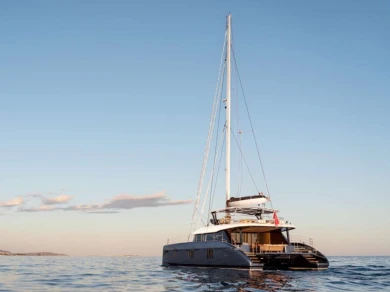 Sunreef ADARA NEXT charter bareboat or captained in  Athènes