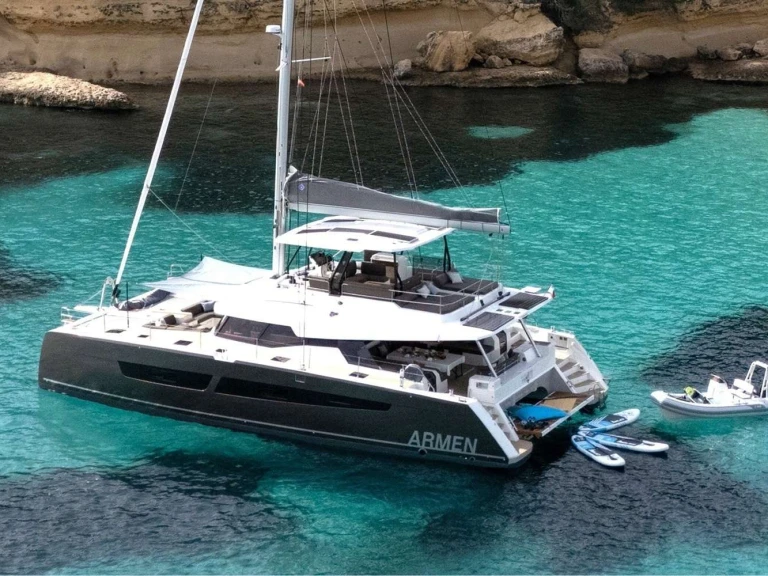 Fountaine Pajot ARMEN a louer à Îles Baléares