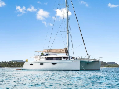 Location Yacht Fountaine Pajot avec permis