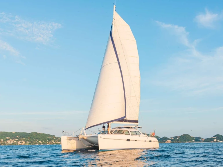 Louer Yacht avec ou sans skipper PRIVILEGE ALLIAURA MARINE GROUP à Rodney Bay