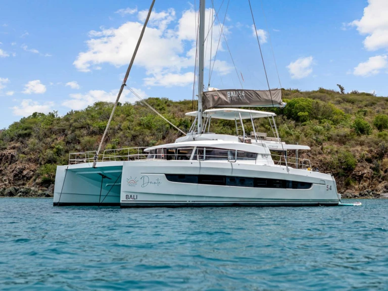 Location Yacht Bali avec permis