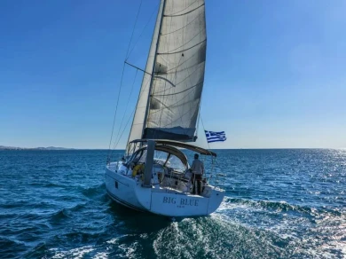 Huur een Hanse Hanse 508 in Álimos