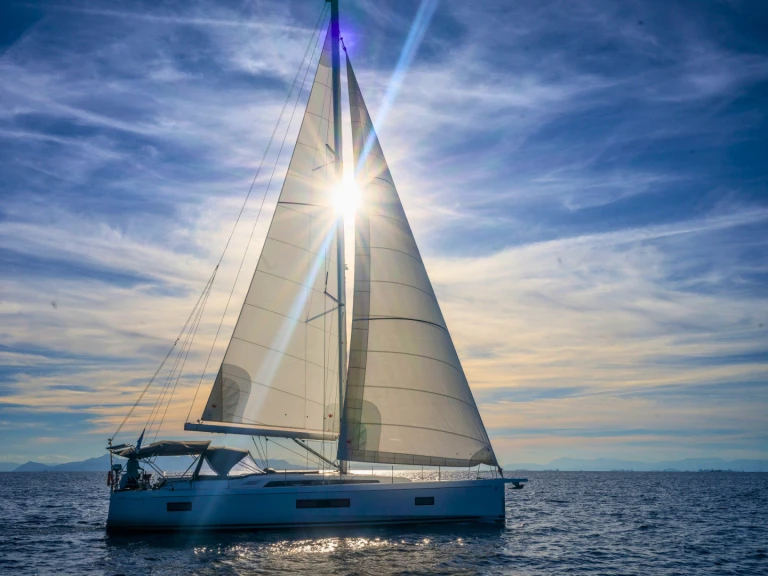 Louer Voilier avec ou sans skipper Bénéteau à Álimos
