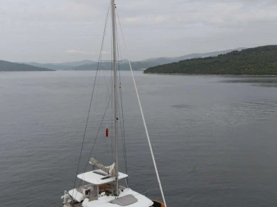 Hire Luxury Yacht with or without skipper Lagoon Trogir