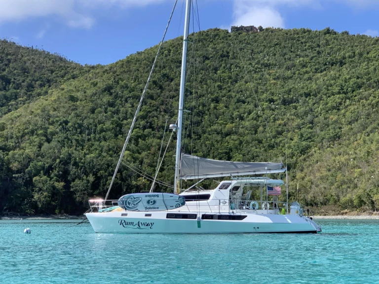 Location bateau Royal Cape RUMAWAY à Îles Vierges britanniques (BVI) sur Samboat