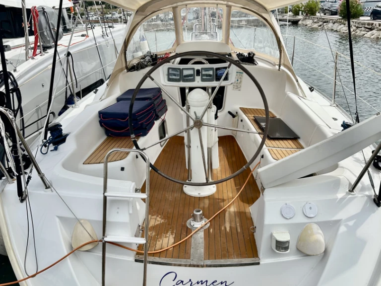 Jeanneau Sun Odyssey 32i a louer à Pula