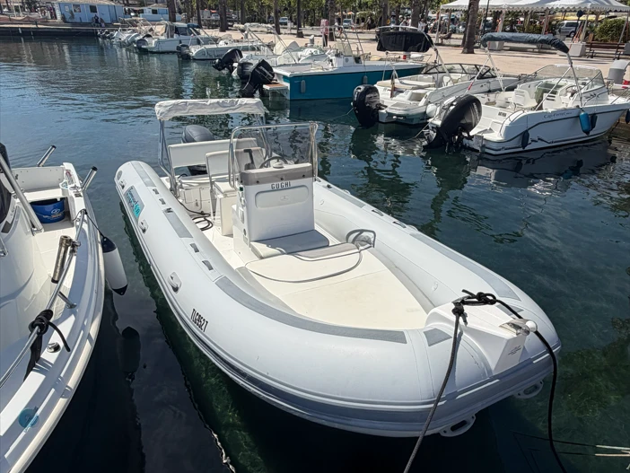 Capelli Tempest 630 a louer à Le Lavandou