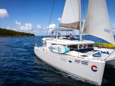 Luxury Yacht rental in Road Town - Lagoon KNOT 5280