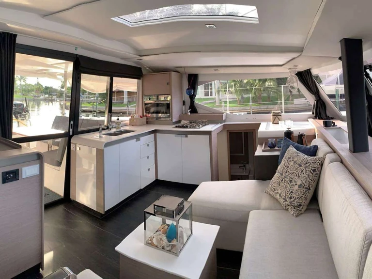 Location Yacht à Bahamas - Fountaine Pajot VIVE L'AMOUR