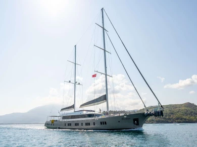 Hire Luxury Yacht with or without skipper Custom Bodrum