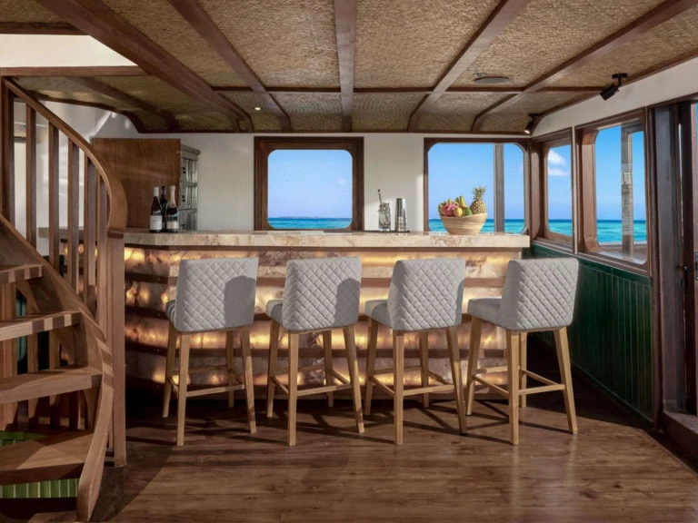 Yacht à louer à Labuan Bajo au meilleur prix