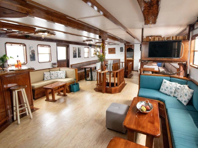 Location bateau Custom Gulet-Motor Sailor Aegeotissa II à Lefkada (Île) sur Samboat