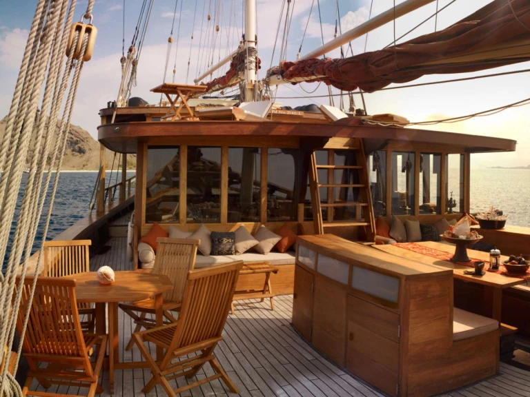 Location bateau Labuanbajo pas cher Si Datu Bua