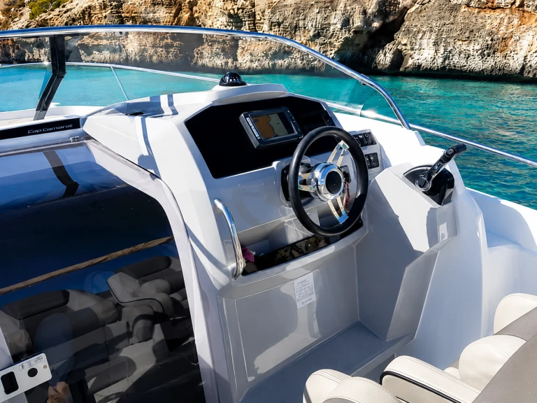Location Bateau à moteur Jeanneau avec permis
