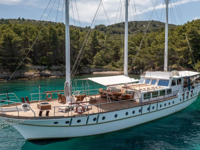 Location bateau Custom Gideon à Split sur Samboat