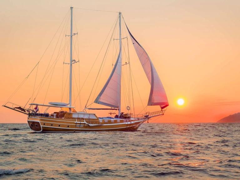 Location bateau Croatie pas cher Anđeo