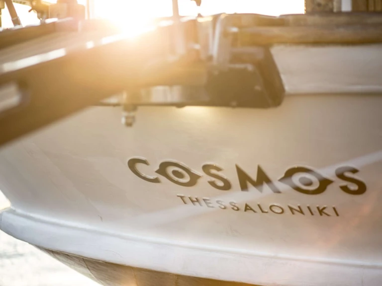Location Yacht Custom avec permis
