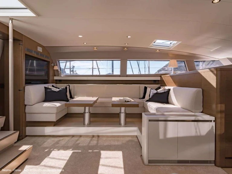 Location bateau Cnb-Bordeaux NEYINA à Corse sur Samboat