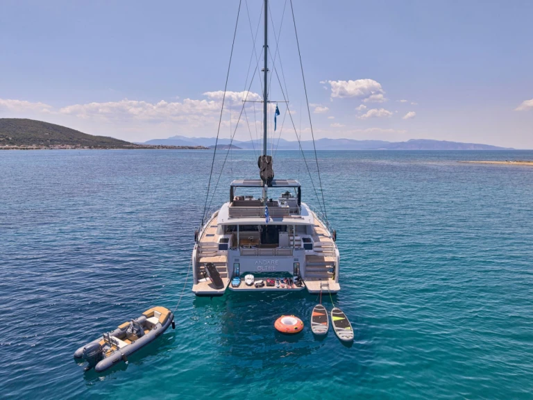 Location bateau Néa Péramos pas cher ANDARE OLTRE