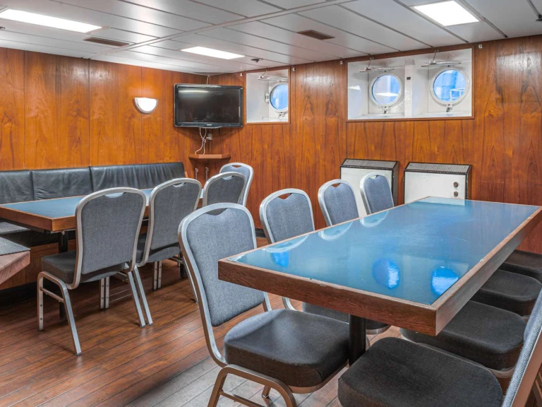Location Yacht T.B.A avec permis