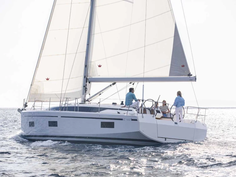 Location bateau Bavaria Bavaria C42 à Murter-Kornati sur Samboat