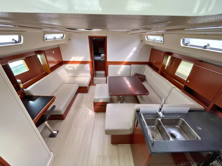 Hanse Hanse 455 a louer à Álimos