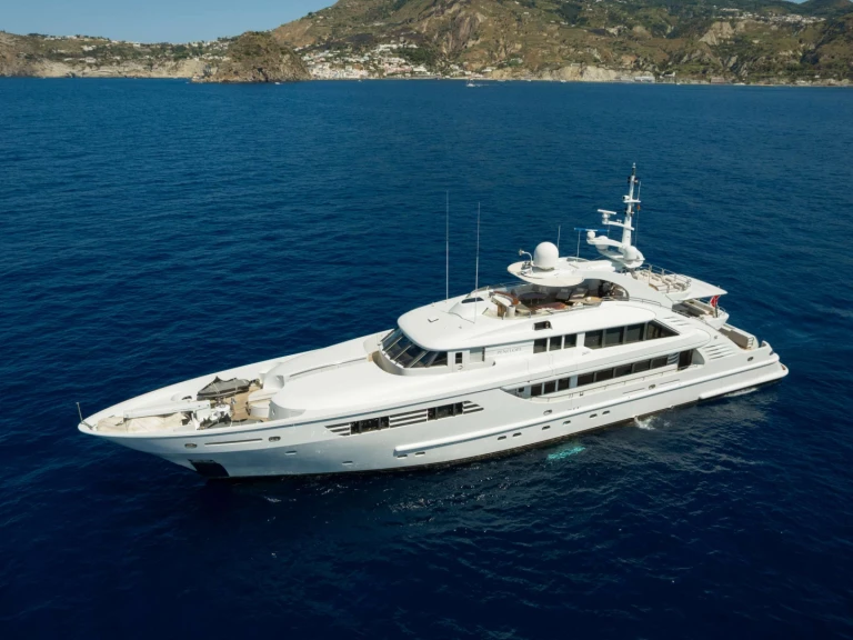 International Shipyard Ancona PENELOPE  a louer à Naples