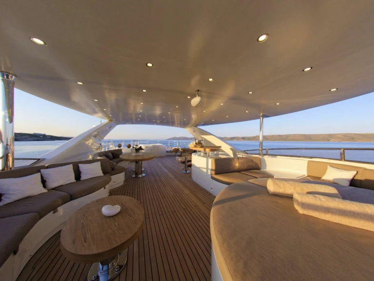 Benetti GRANDE AMORE a louer à Athènes