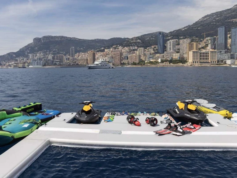 Location bateau Vintimille pas cher IRAMA