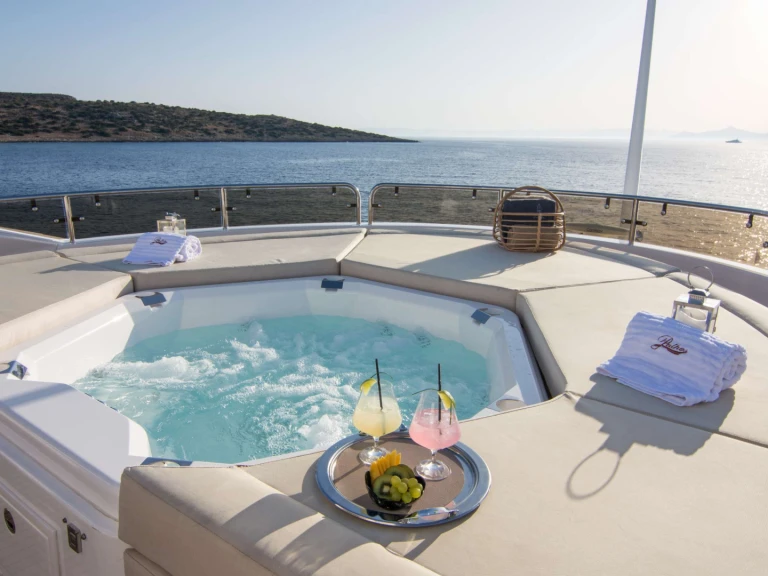 Yacht à louer à Athènes au meilleur prix