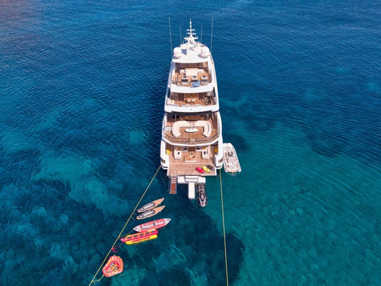 Location bateau Azimut VOLO MARE à Athènes sur Samboat