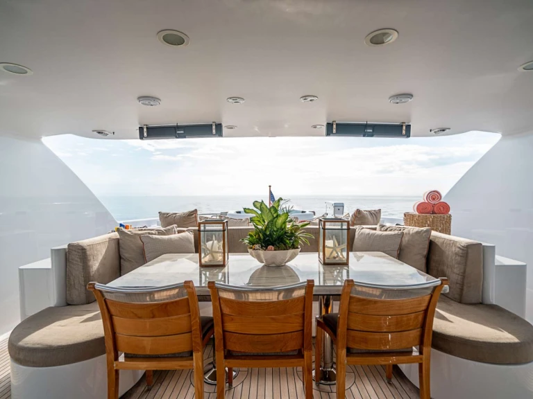 Location Yacht à Bahamas - Broward CAMILLE 