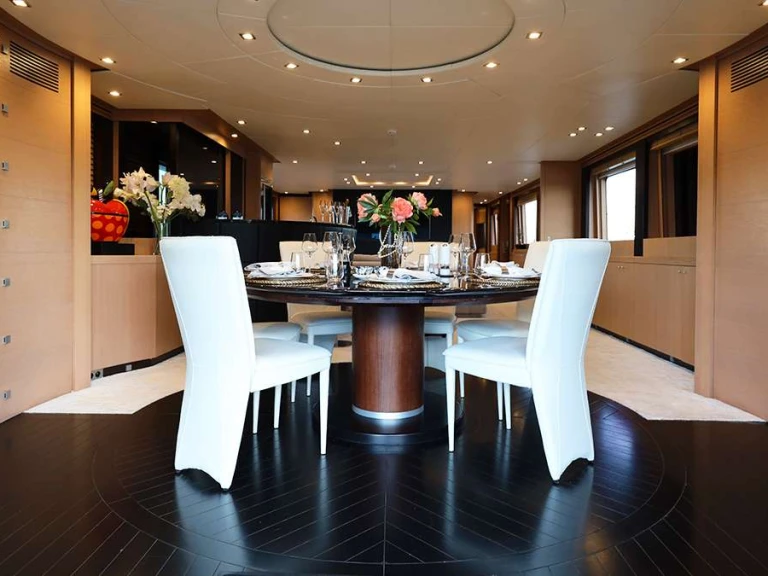 Location Yacht à Îles Baléares - ISA, RODRIGUEZ GROUP ITALY YCM 120