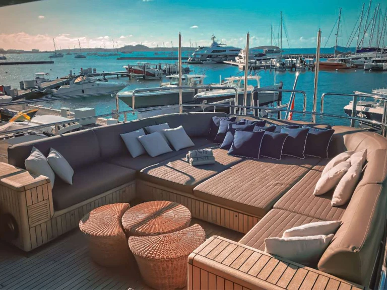 Louer Yacht avec ou sans skipper ISA, RODRIGUEZ GROUP ITALY à Îles Baléares