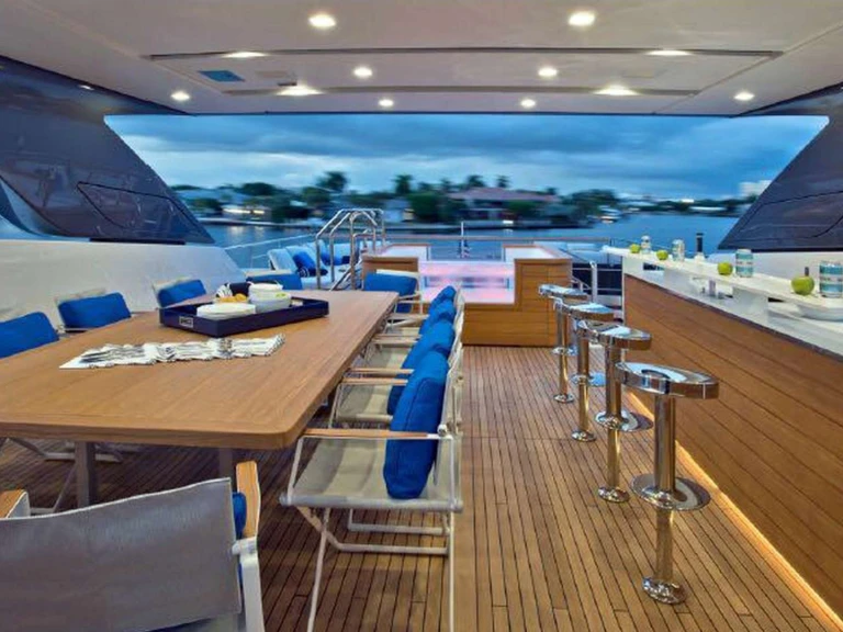 Location Yacht San Lorenzo avec permis