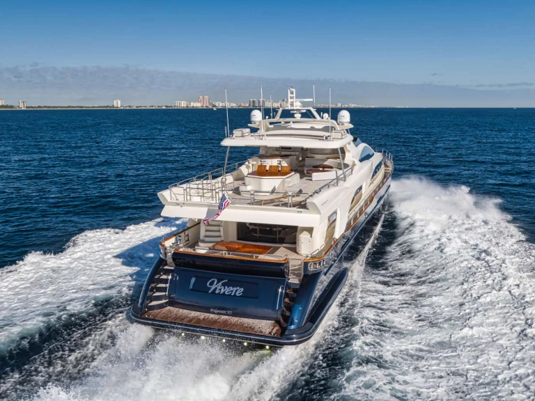 Location Yacht à Atlantic Highlands - Azimut VIVERE