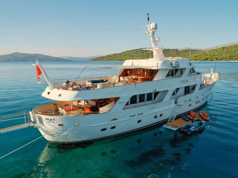 Benetti TO je TO a louer à Trogir
