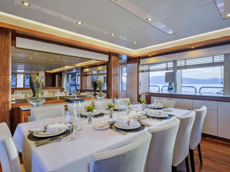 Location à Athènes - Sunseeker GEORGE P sur SamBoat