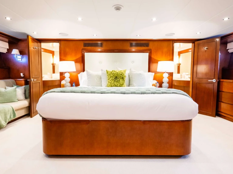 Location Yacht à Nassau - Hatteras ESCAPE