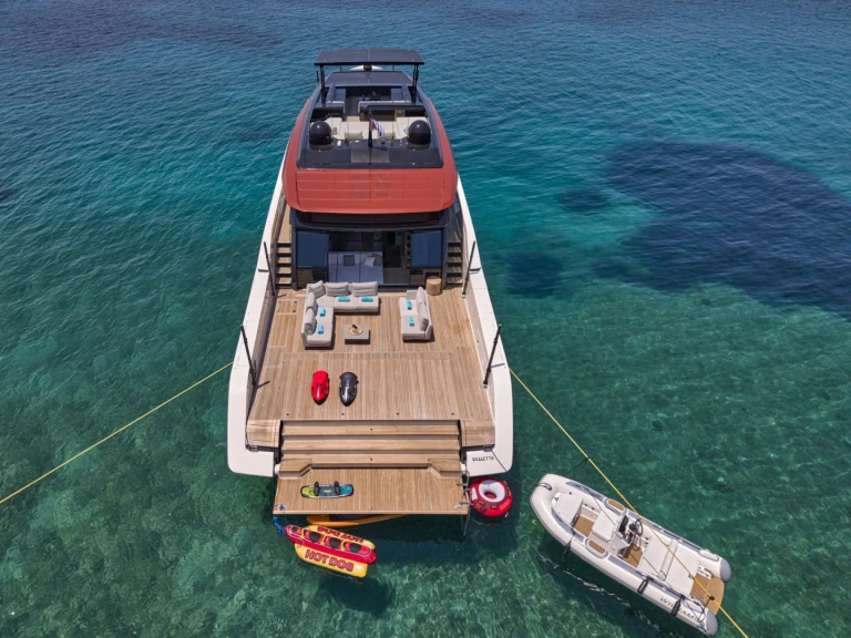 Location Yacht San Lorenzo avec permis