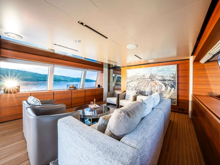 Location bateau Custom Line SK à Provence-Alpes-Côte d'Azur sur Samboat