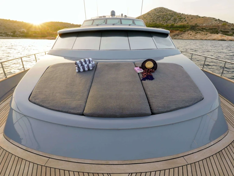 Location bateau Athènes pas cher SATORI