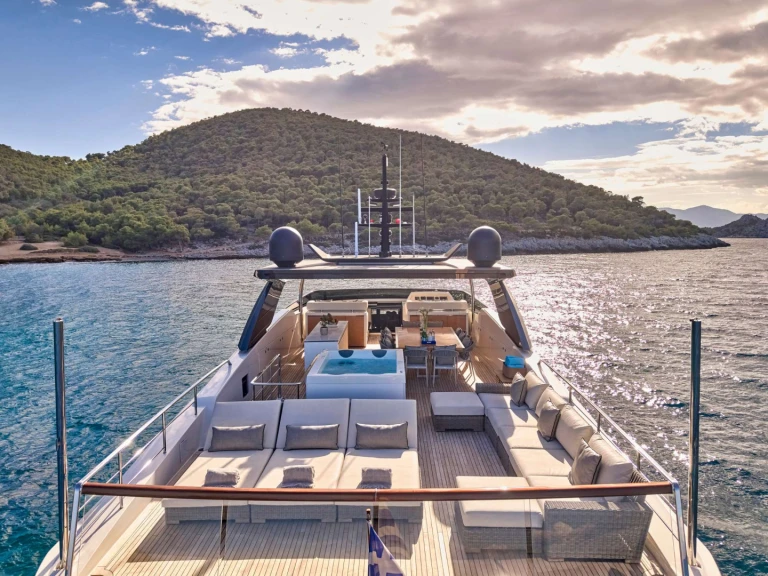Louez un San Lorenzo GOLDEN YACHT à Athènes